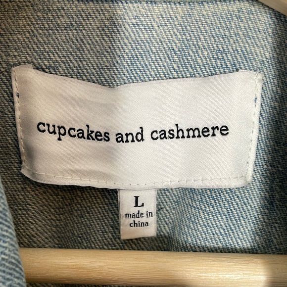 NWOT Cupcakes and Cashmere star print denim jacket - Picture 5 of 7